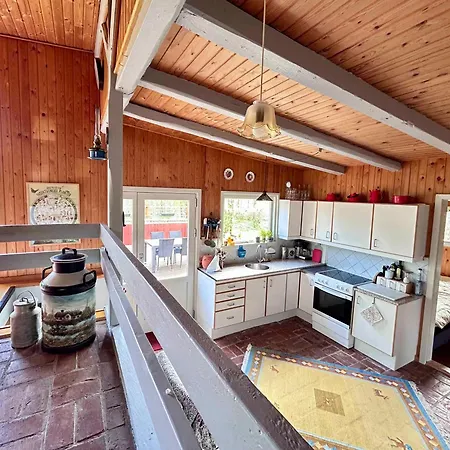 Authentic 70s Summer House In Hou *